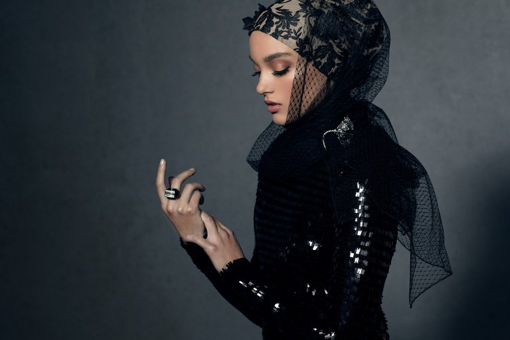 HH_Black_Tie_Lace_Hijab_1024x1024